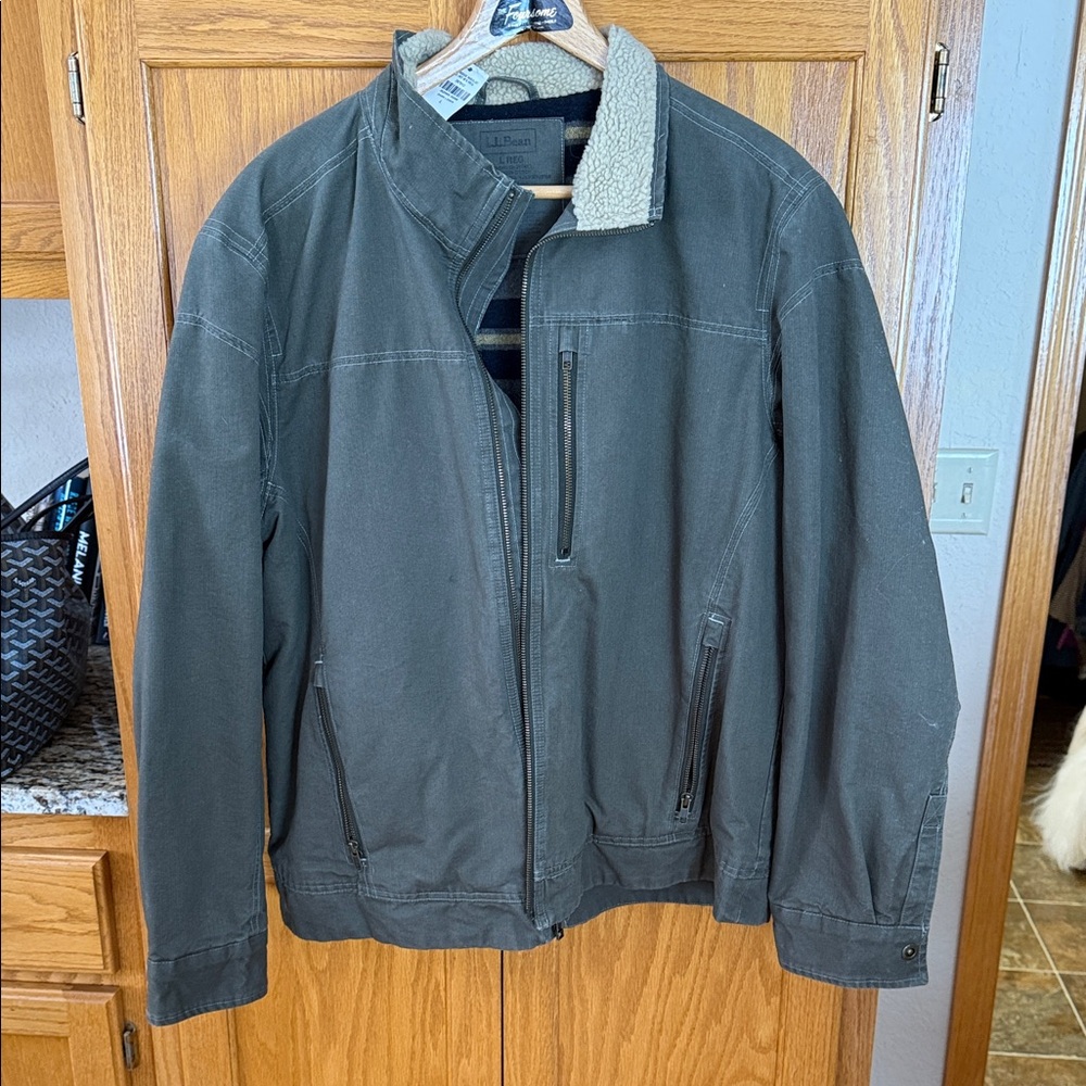 LL Bean Men's Olive Green Jacket